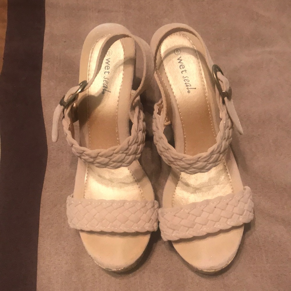 Wet Seal size 8 Cork Platform Wedge Sandals